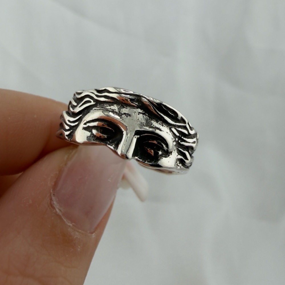 Silver Face Design Ring - Picture 7 of 9